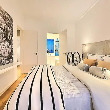 דירה New - Epic Design -ac, Balcony, Free Parking *
